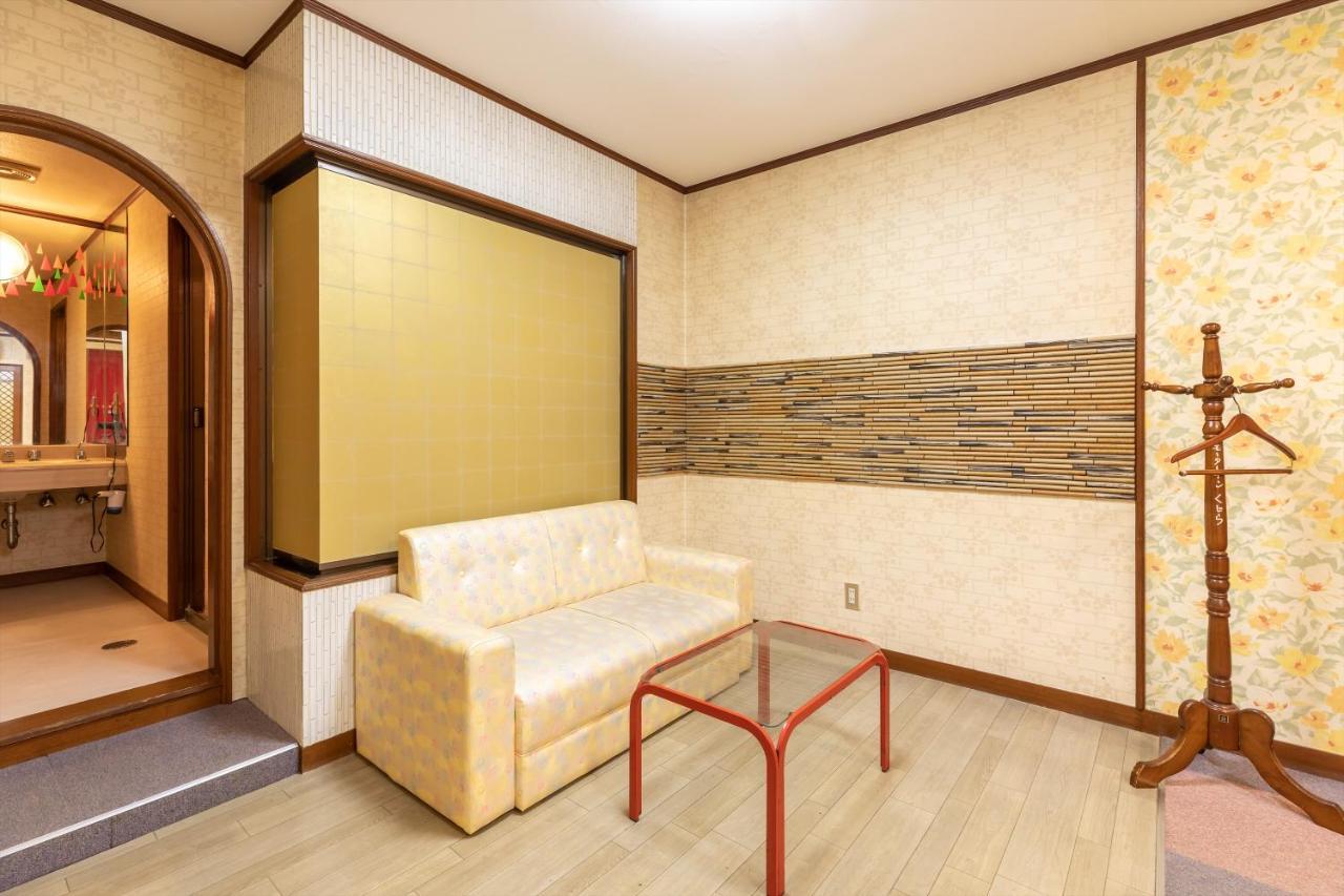Oyo Hotel Tatsuyoshi Sennan Misakimachi Tannowa Εξωτερικό φωτογραφία