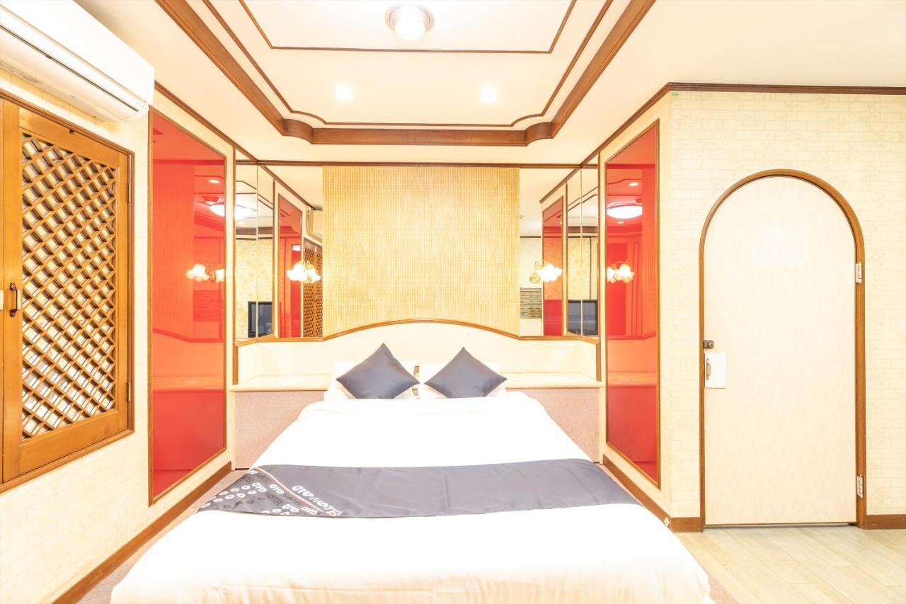 Oyo Hotel Tatsuyoshi Sennan Misakimachi Tannowa Εξωτερικό φωτογραφία