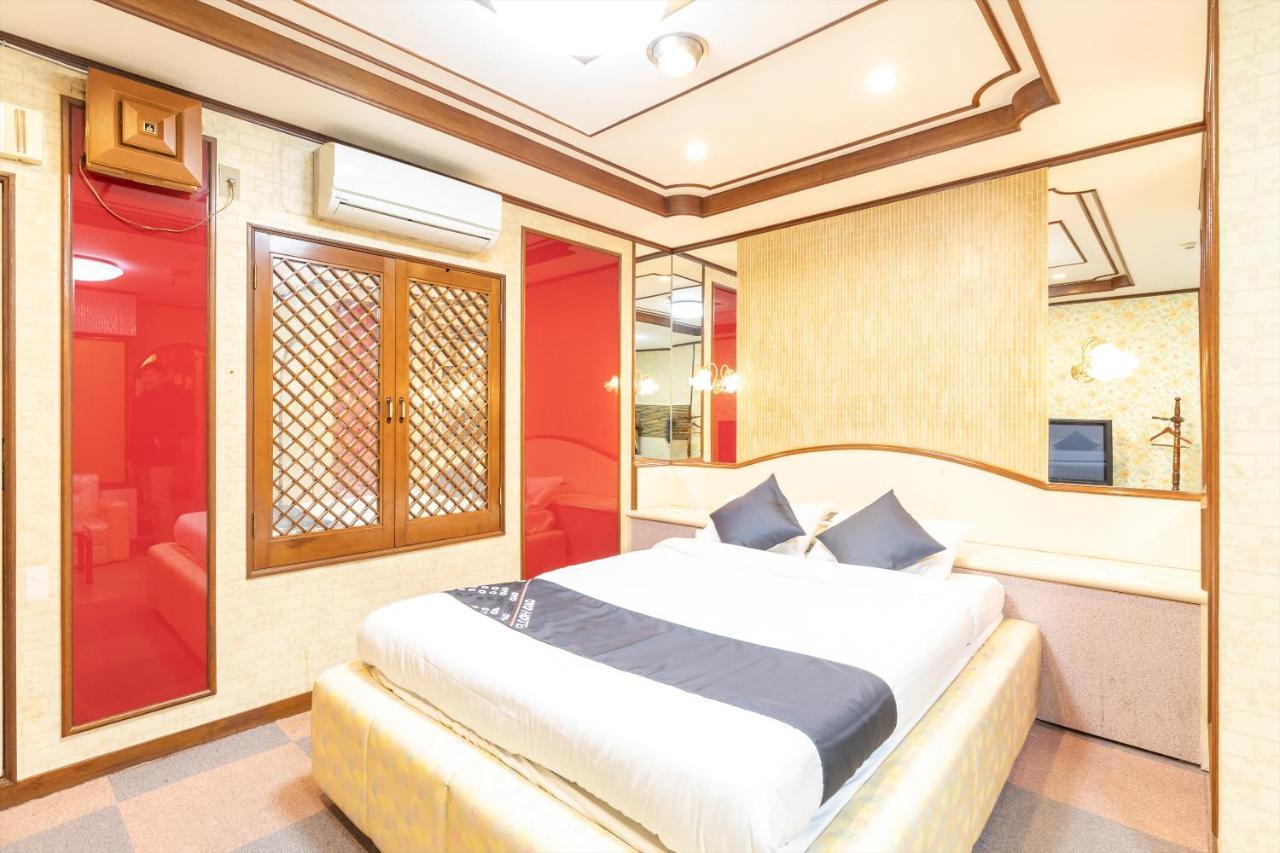 Oyo Hotel Tatsuyoshi Sennan Misakimachi Tannowa Εξωτερικό φωτογραφία